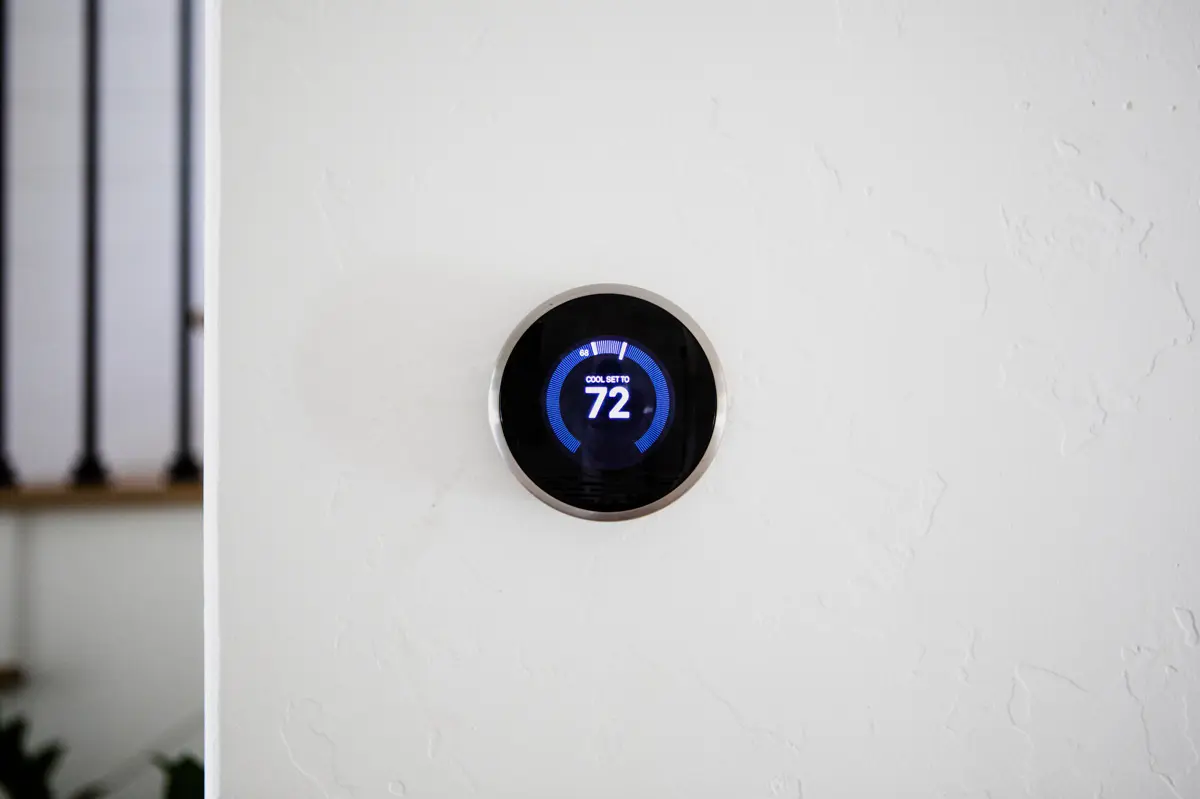 Digital thermostat for AC unit.